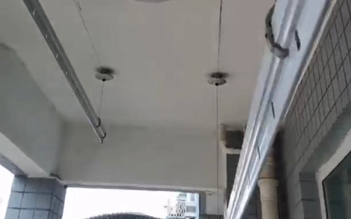 鲁能星城晒得乐衣架